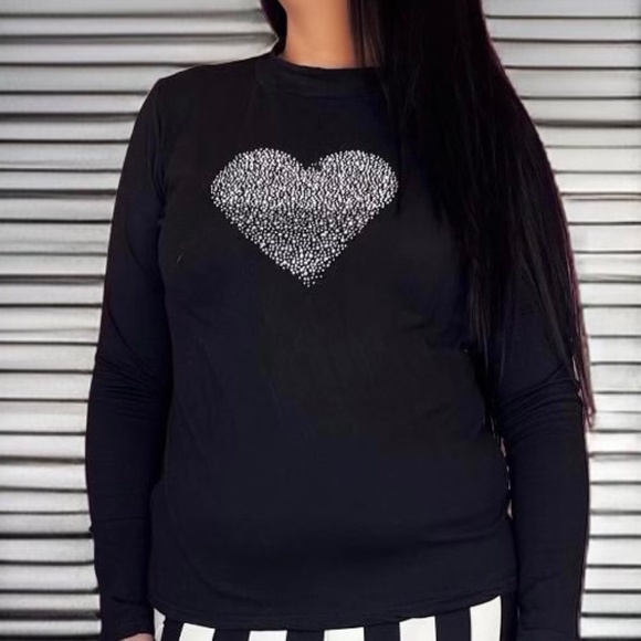 NEW Heart top black top black shirts rhinestone heart shirt cute - Picture 3 of 4